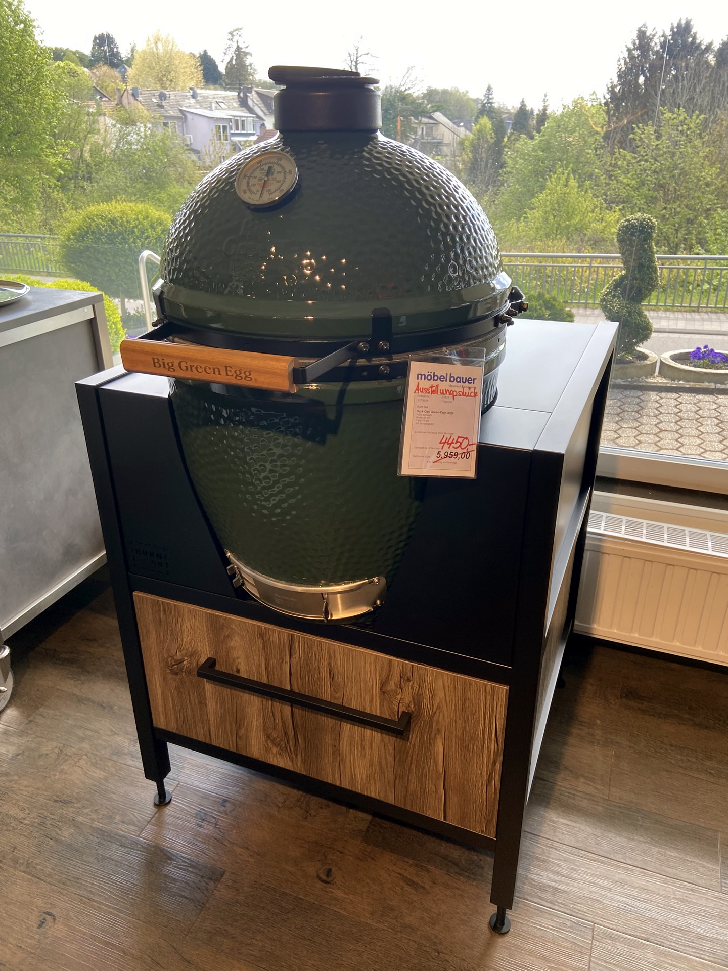 Burn Out Grill Green Egg