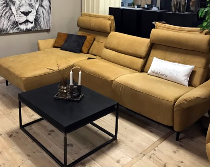 Gemütliches echt Leder Sofa inkl. 2x Motorischen Funktion