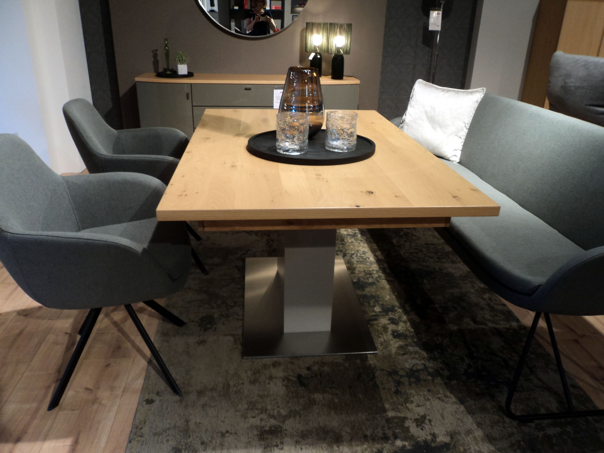 Musterring KARA-Frame Säulen-Esstisch