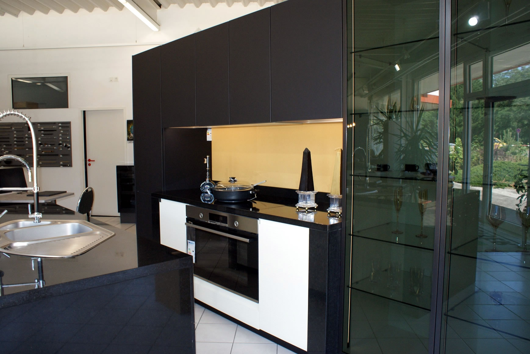 allmilmö MA Wave und Opaco Moderne Designküche