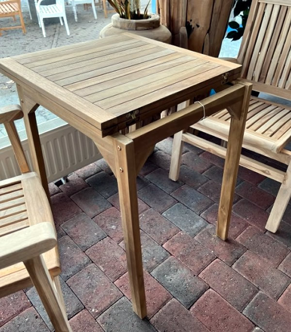 Gartentisch 60x60cm inklusive Auszugsfunktion Teak